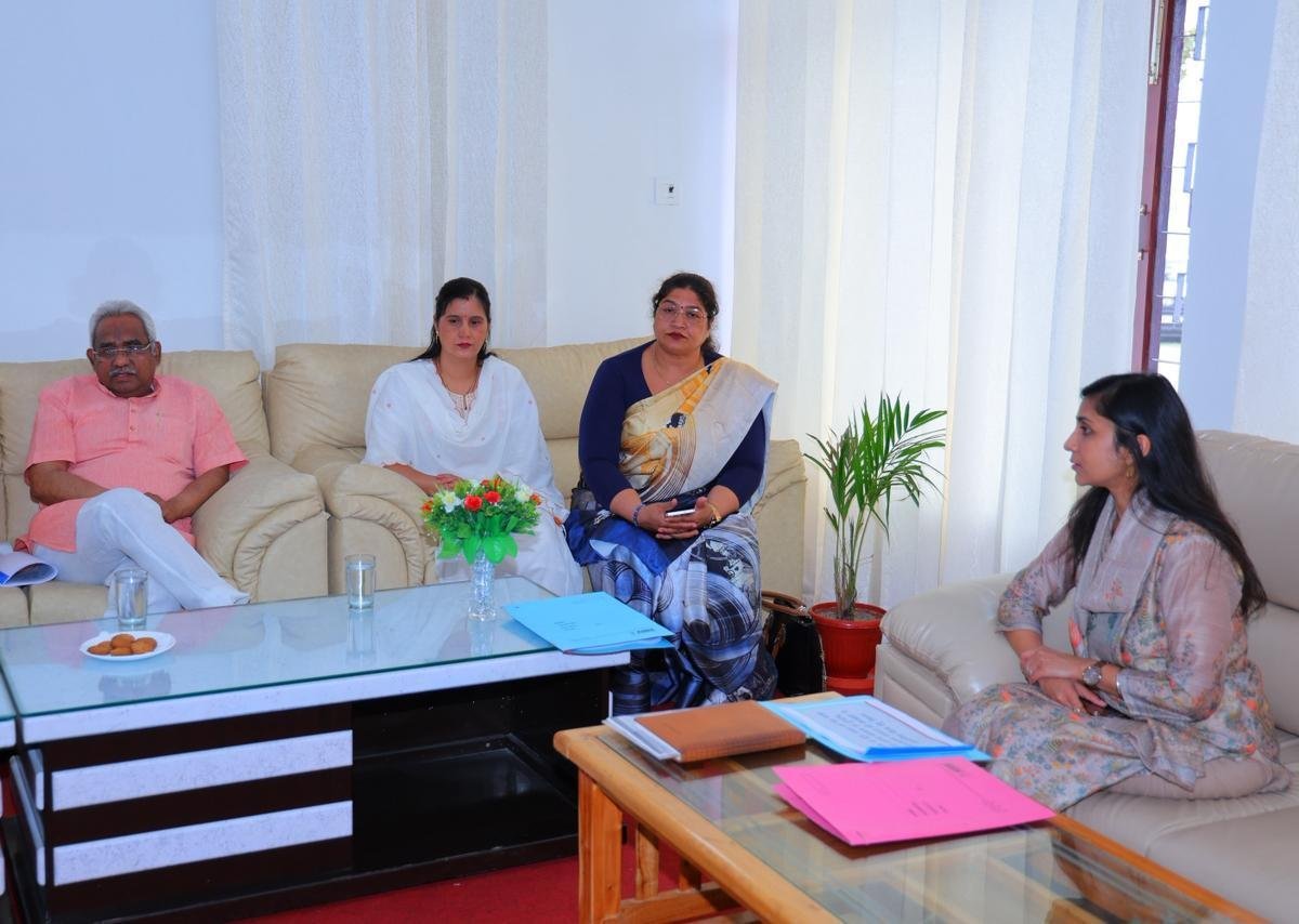 मानसून से पूर्व सभी तैयारियां पूर्ण रखें, संवेदनशील क्षेत्रों पर विशेष निगरानी रखें : प्रभारी मंत्री मदन कौशिक