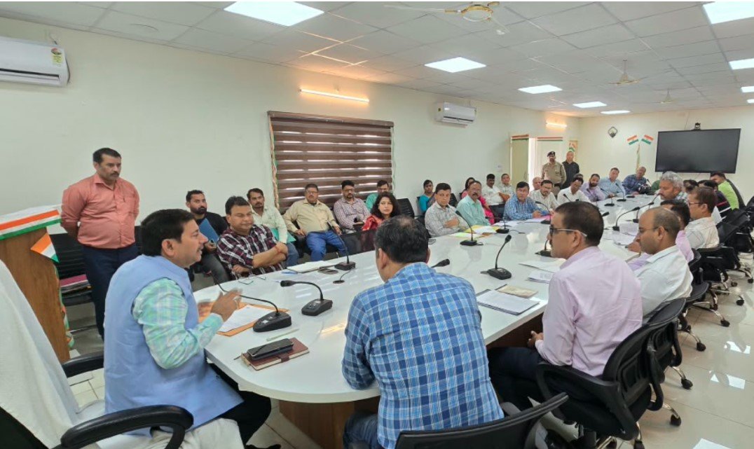 पशुधन प्रसार अधिकारी एवं सर्वेक्षक की लिखित परीक्षा के लिए तैयारियां पूर्ण, जिला प्रशासन ने किए पुख्ता इंतजाम